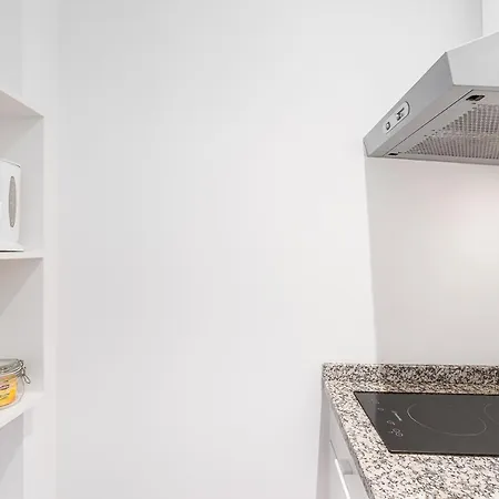 Apartment In Portugal- Ribeira Center - 4 *